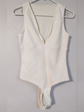 Women's White Cream Ribbed Bodysuit - V-Neck